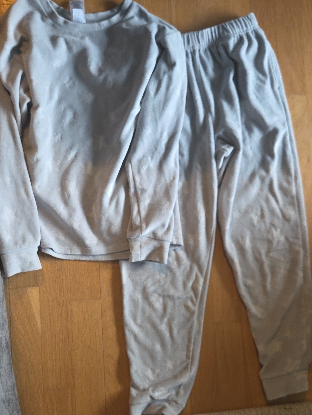 Members Mark Kids Long-Sleeve Star Print Pajama Set - Light Gray
